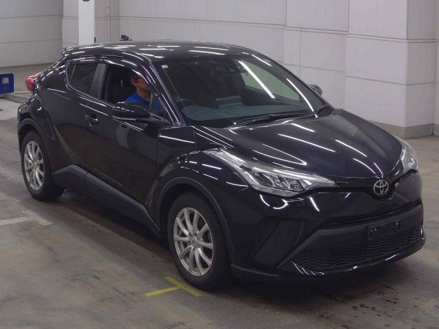 2020 Toyota C-HR S-T 4WD