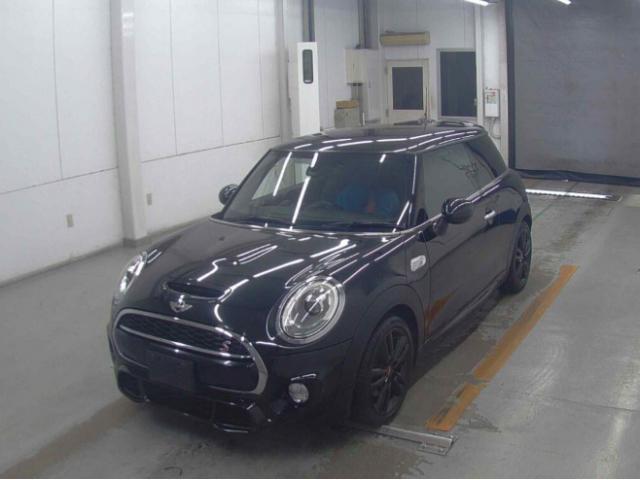 2015 MINI Audi RS e-tron GT Cooper S John Cooper Works Package