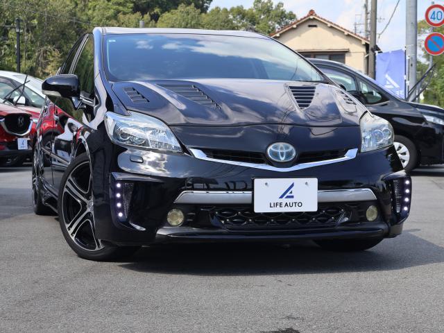 2013 Toyota Prius PHEV G Leather Package