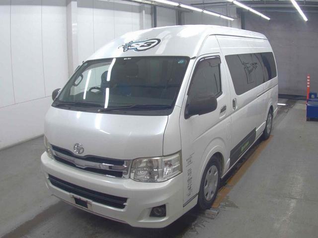 2011 Toyota HIACE WAGON Grand Cabin