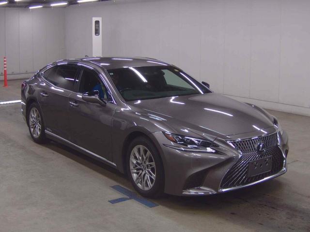 2019 Lexus LS LS500h Executive