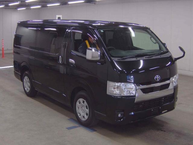 2022 Toyota Hiace Van Long Super GL