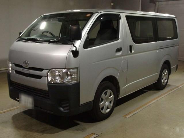 2019 Toyota HIACE VAN DX