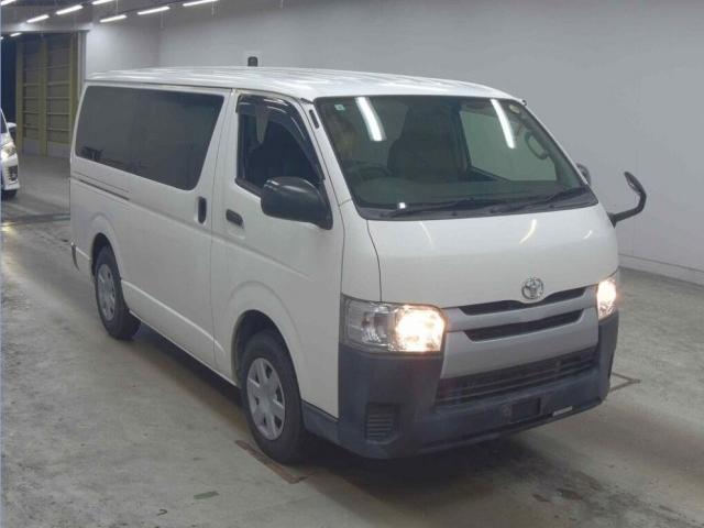 2015 Toyota HIACE VAN DX