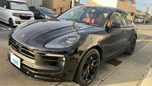 2026 Porsche Macan Macan GTS