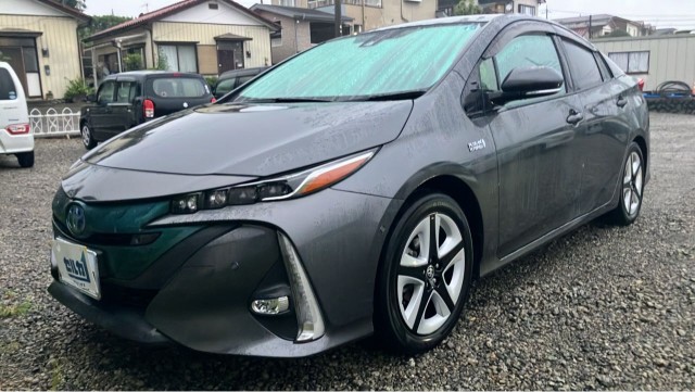 2017 Toyota Prius PHEV A