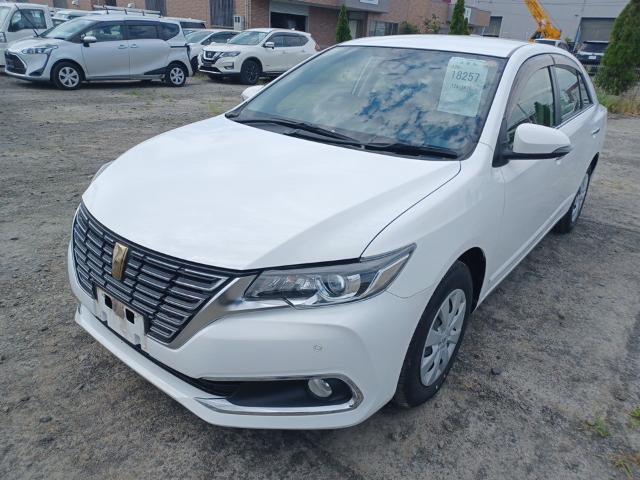 2017 Toyota Premio 1.8X "L Package" 4WD ECVT