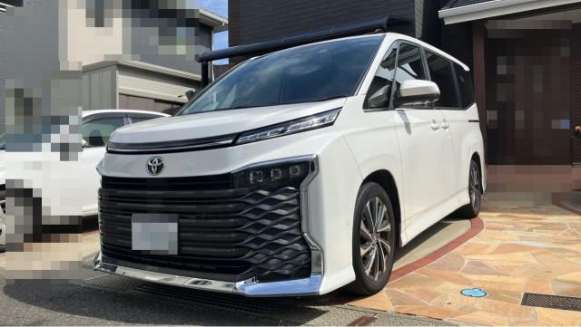 2023 Toyota VOXY S-Z