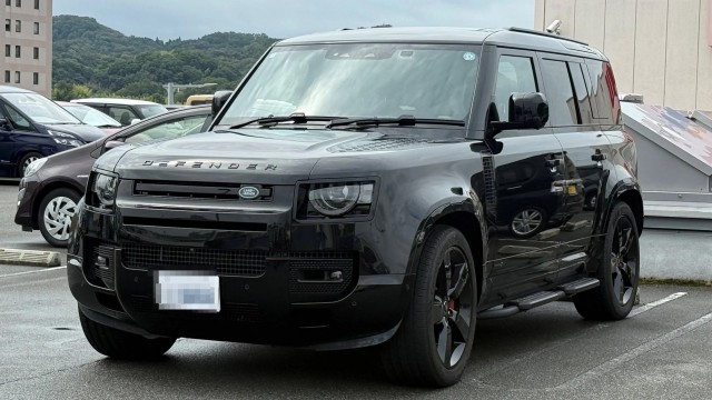 2025 Land Rover Defender5D 110X D350