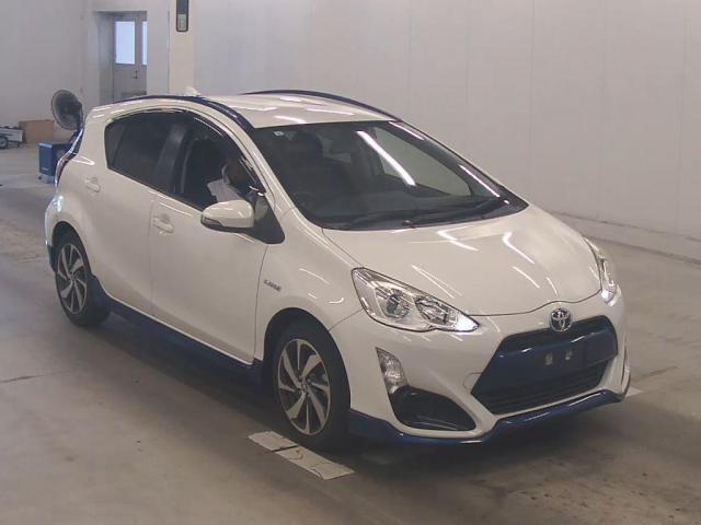2015 Toyota AQUA X-Urban