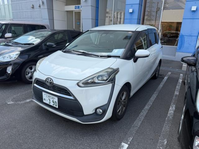 2017 Toyota Sienta Special G Cuero