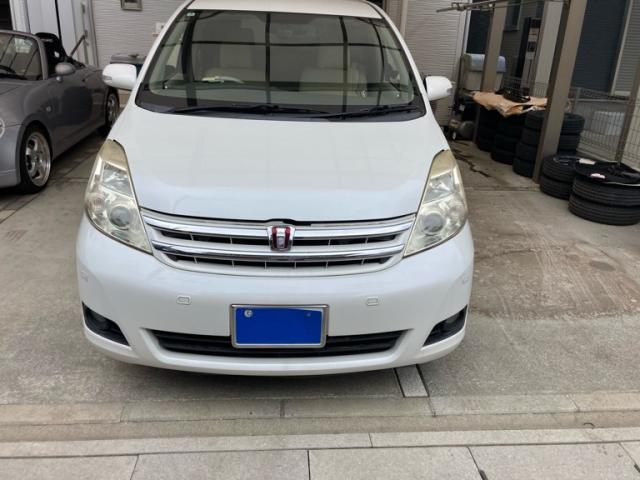 2010 Toyota Isis G U Selection