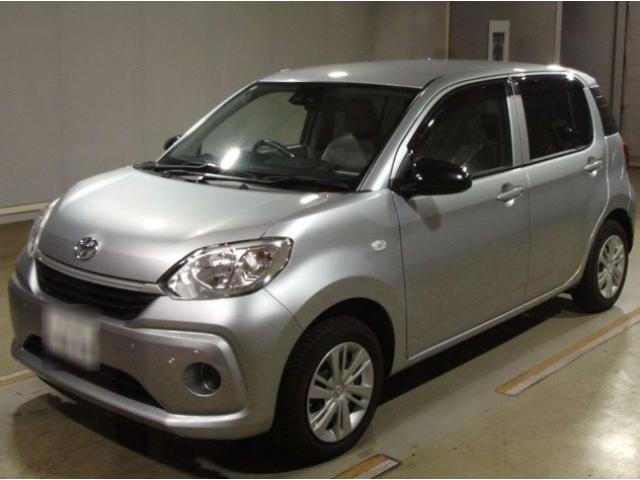 2022 Toyota Passo X
