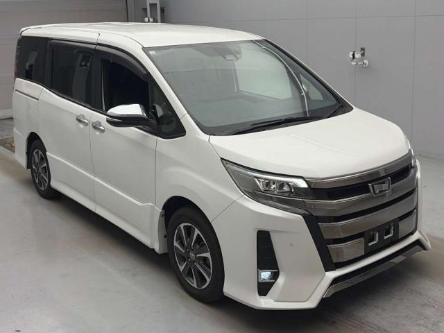 2021 Toyota Noah Si Double Bee?