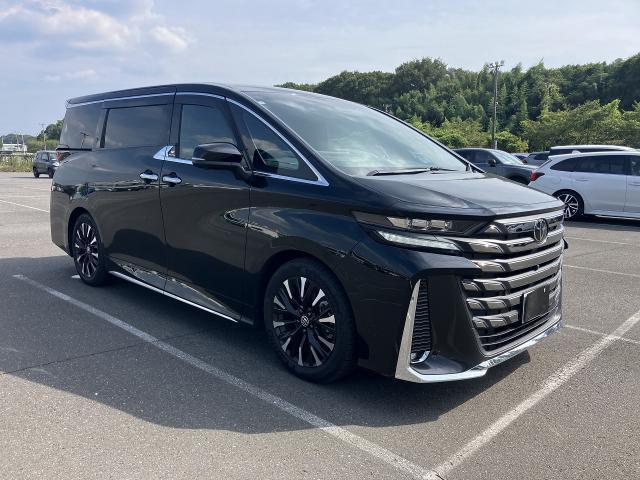 2025 Toyota Vellfire Hybrid Executive Lounge Late Model 4WD Moonroof Rear Entertainer JBL Panoramic View Monitor