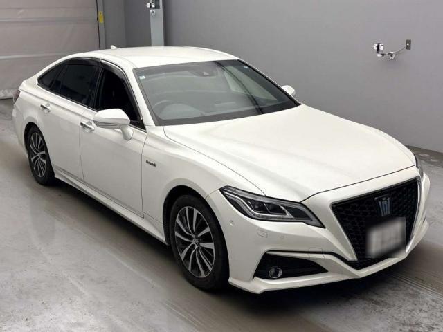 2020 Toyota Crown Hybrid G