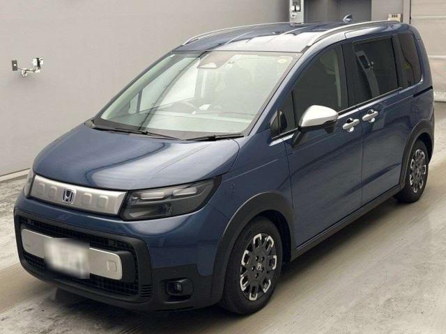 2024 Honda Freed Hybrid e:HEV Crosstar