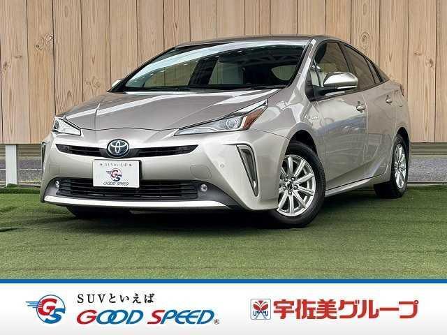 2019 Toyota Prius S "Touring Selection"