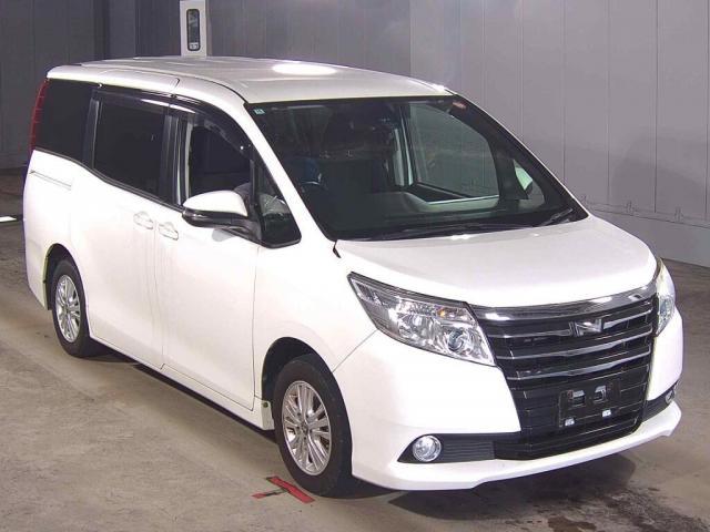 2016 Toyota Noah G
