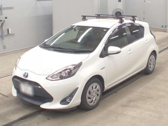 2017 Toyota Aqua G