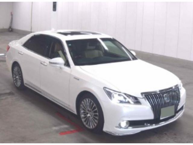 2013 Toyota Crown Majesta F Version