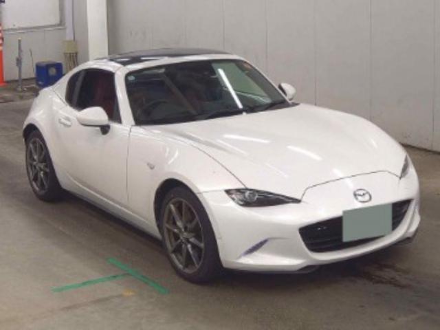 2017 Mazda Roadster RF VS