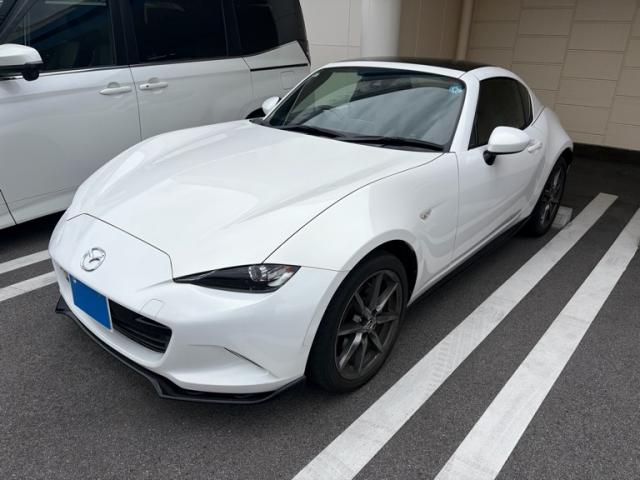 2017 Mazda Roadster RF VS