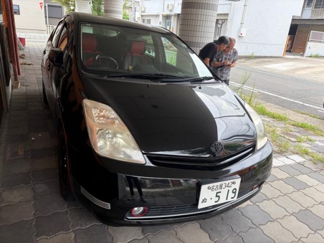 2004 Toyota Prius S Touring Selection