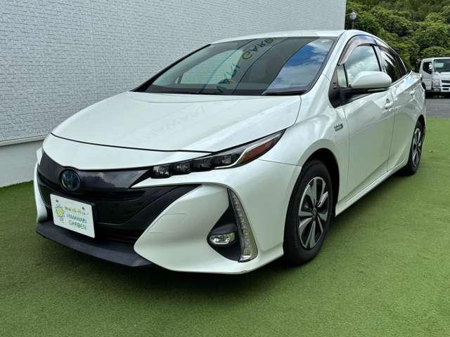 2017 Toyota Prius PHEV S Navi Package
