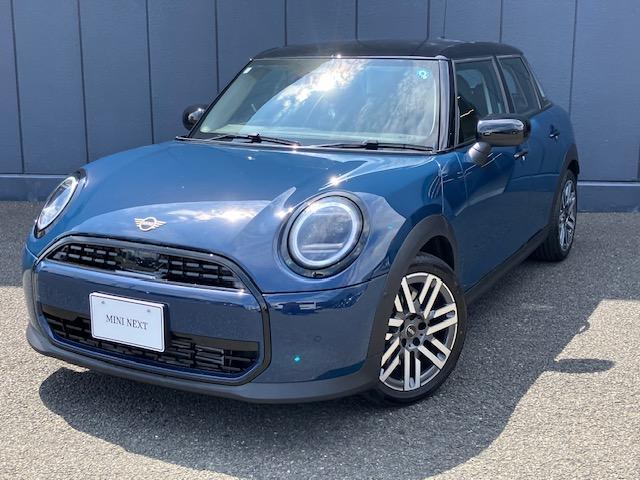 2026 MINI 5HB Cooper C Classic Trim