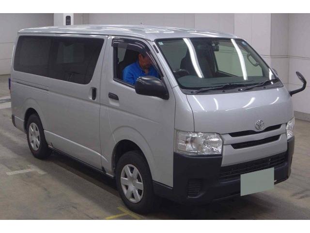 2015 Toyota Regiusace Van DX 4WD