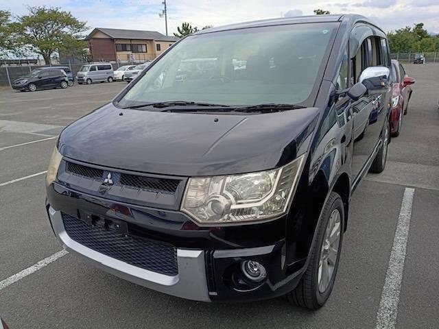 2009 Mitsubishi Delica D5 Chamonix
