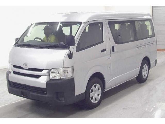 2017 Toyota Hiace Wagon DX 4WD
