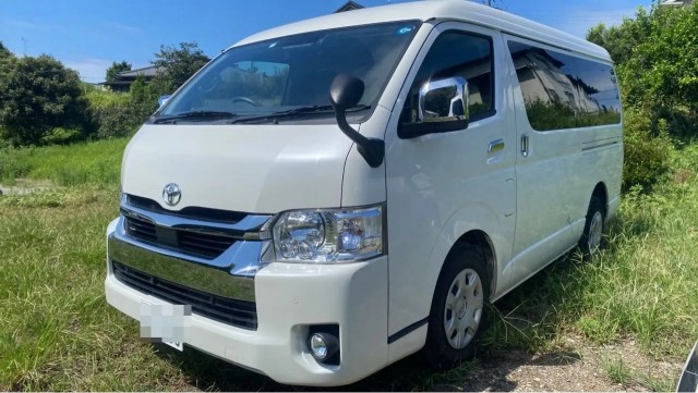 2022 Toyota Hiace Wagon GL
