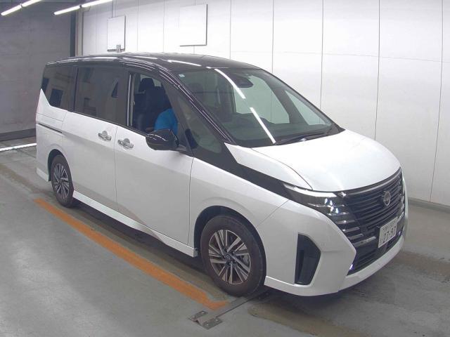 2025 Nissan Serena Highway Star V