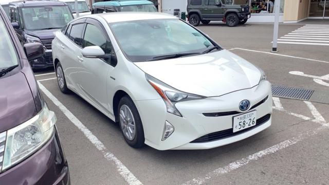 2018 Toyota Prius Special S Safety Plus