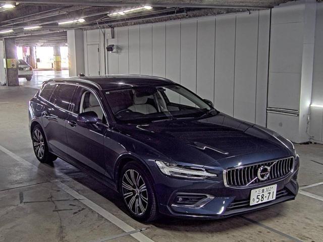 2021 Volvo V60 B5 Inscription