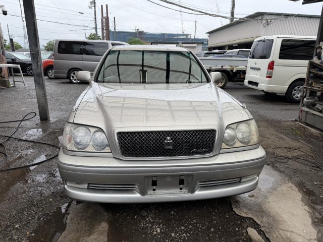 2002 Toyota Crown Athlete V