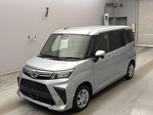 2022 Toyota Roomy G