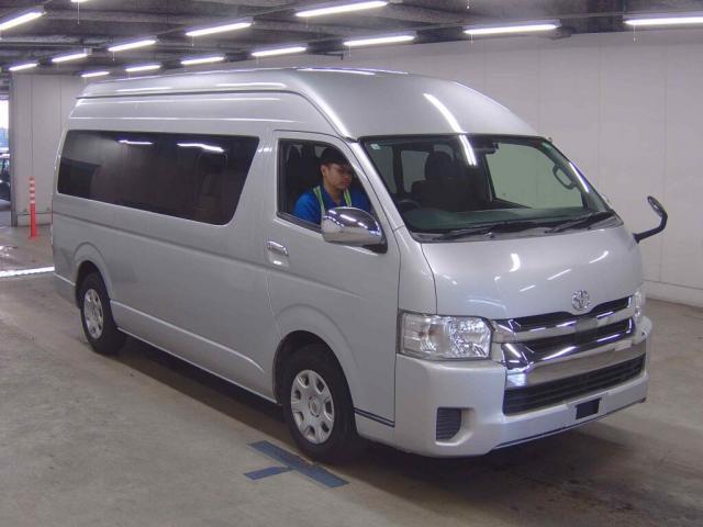 2019 Toyota Hiace Wagon Grand Cabin