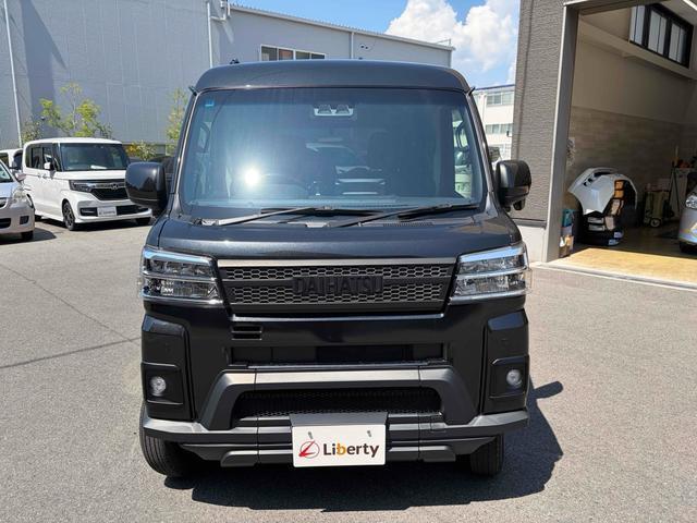 2023 Daihatsu Hijet Cargo Cruise