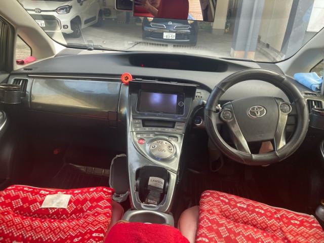 2014 Toyota Prius S