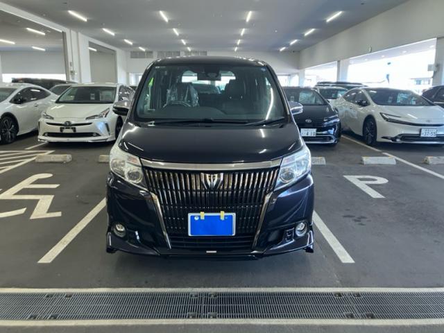 2016 Toyota Esquire Special Gi Black Tailored