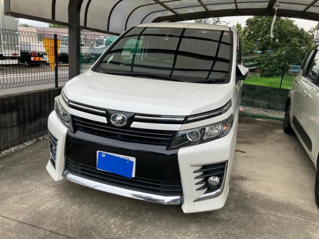 2016 Toyota Voxy ZS