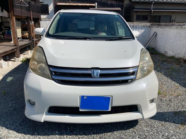 2009 Toyota Isis Special Platana Limited