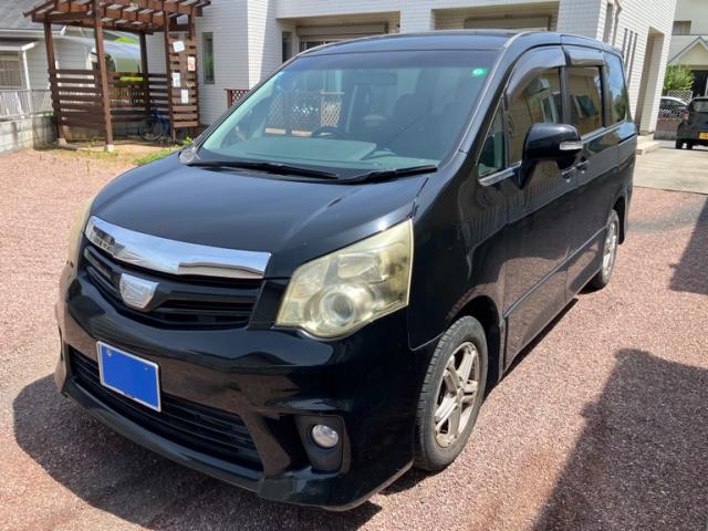 2011 Toyota Noah Si