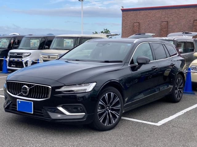 2024 Volvo V60 Ultimate B4