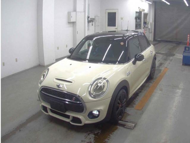 2018 MINI 5HB Cooper S John Cooper Works Package