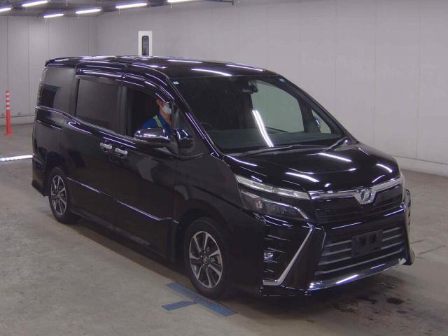2018 Toyota Voxy ZS Kirameki