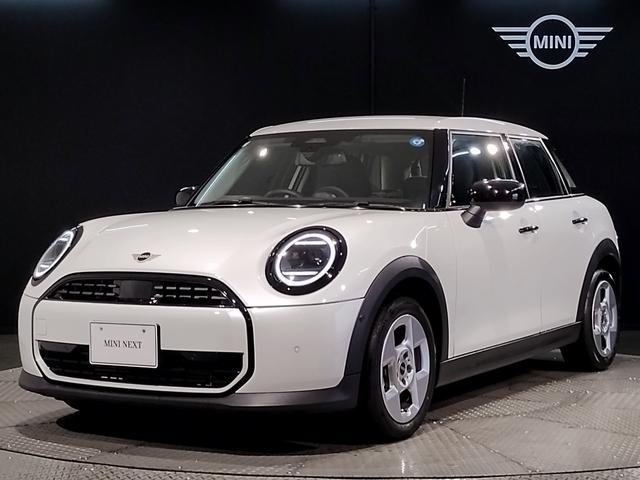2025 MINI 5HB Cooper C Classic Trim